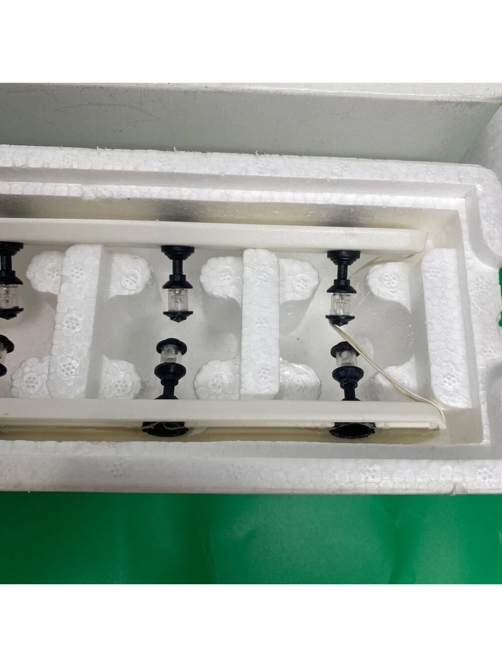 Department 56 Village Walkway Lights 52681 Battery Operated Set of 2 Sections